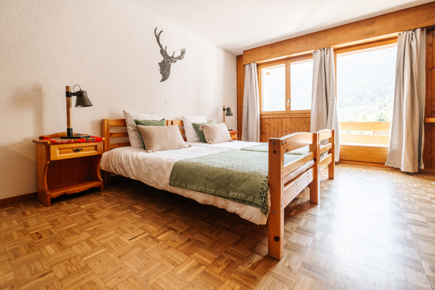Le Vieux Valais & Aftersky