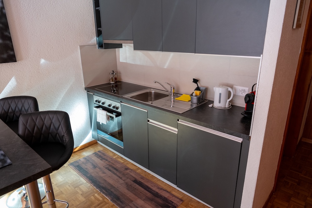 Le Vieux Valais & Aftersky